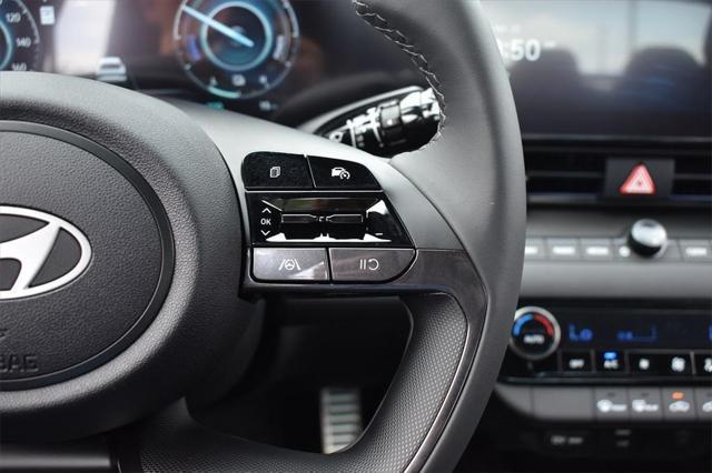 Photo of 2025 Serenity White Hyundai ELANTRA