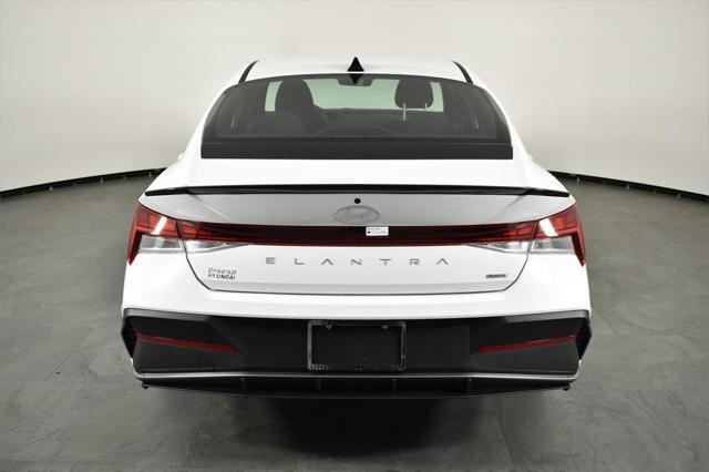 Photo of 2025 Serenity White Hyundai ELANTRA