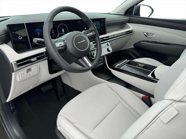 Photo of 2025 Phantom Black Hyundai TUCSON