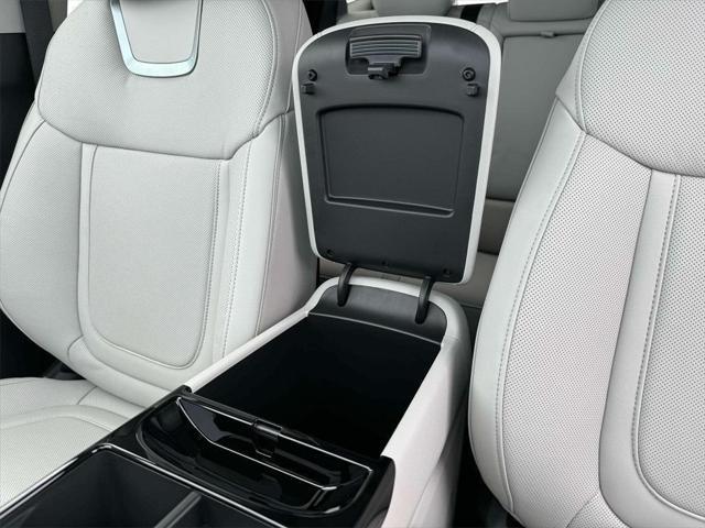 Photo of 2025 Phantom Black Hyundai TUCSON