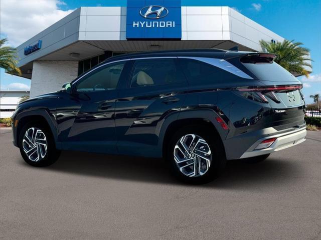 Photo of 2025 Phantom Black Hyundai TUCSON