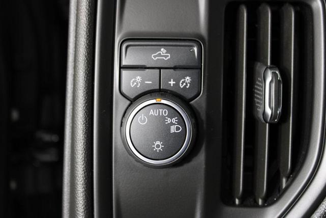 Photo of 2020 Black Chevrolet Silverado 1500
