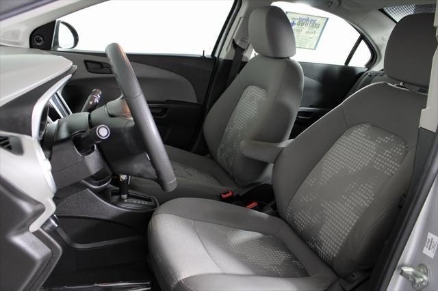 Photo of 2020 Silver Ice Metallic Chevrolet Sonic