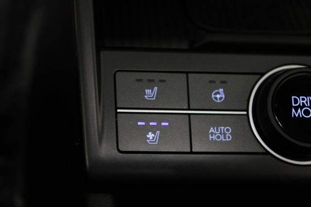 Photo of 2024 Soultronic Orange Pearl Hyundai KONA