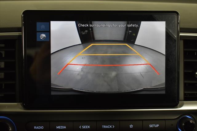 Photo of 2025 Ecotronic Gray Hyundai VENUE