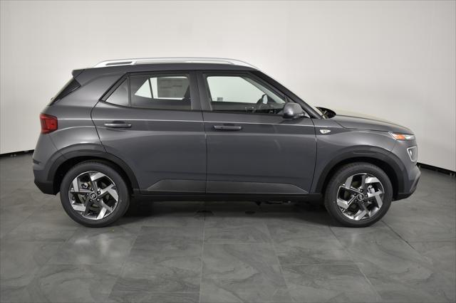 Photo of 2025 Ecotronic Gray Hyundai VENUE
