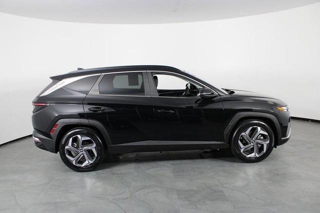 Photo of 2022 Phantom Black Hyundai TUCSON