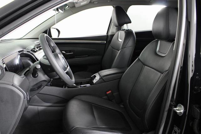 Photo of 2022 Phantom Black Hyundai TUCSON