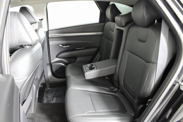 Photo of 2022 Phantom Black Hyundai TUCSON
