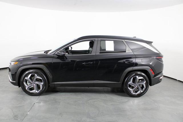 Photo of 2022 Phantom Black Hyundai TUCSON