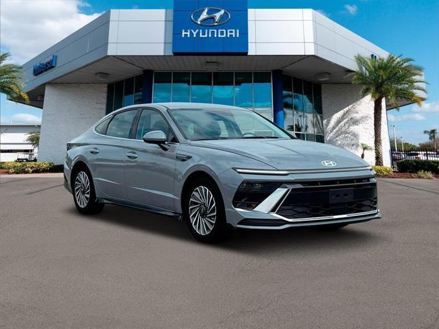 Photo of 2025 Transmission Blue Hyundai SONATA Hybrid