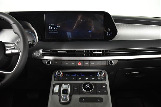 Photo of 2025 Hyper White Hyundai PALISADE