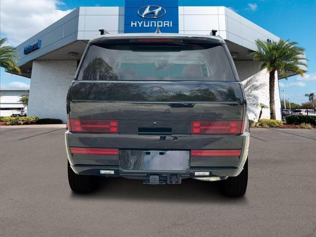 Photo of 2025 Phantom Black Hyundai SANTA FE HEV