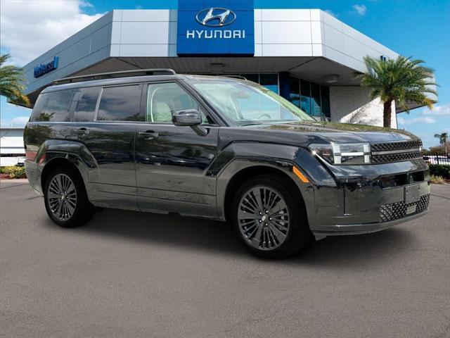 Photo of 2025 Phantom Black Hyundai SANTA FE HEV