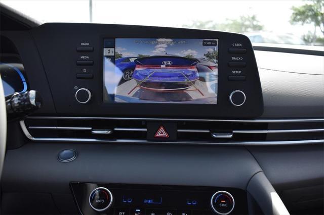Photo of 2025 Serenity White Hyundai ELANTRA