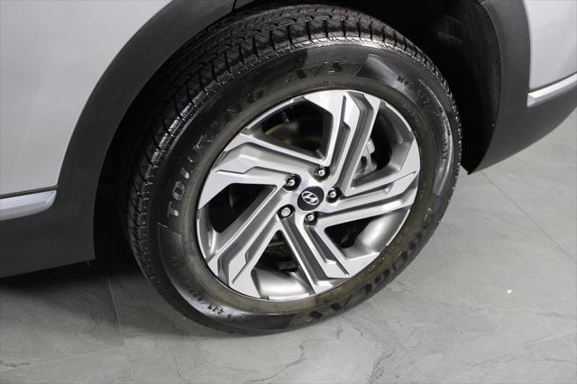 Photo of 2021 Shimmering Silver Hyundai SANTA FE