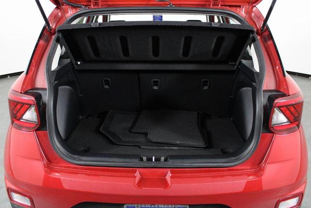 Photo of 2022 Scarlet Red Pearl Hyundai VENUE