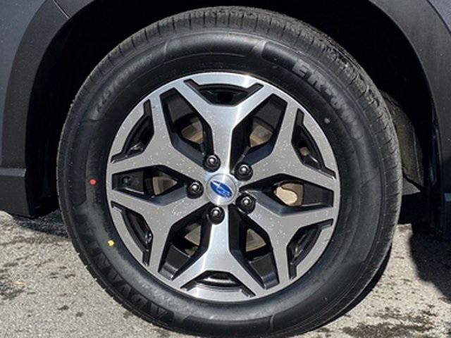 Photo of 2020 Magnetite Gray Metallic Subaru Forester