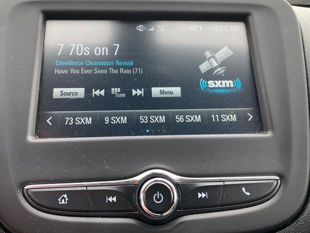 Photo of 2018 White Chevrolet Equinox