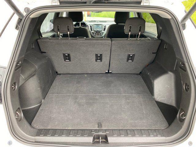 Photo of 2018 White Chevrolet Equinox