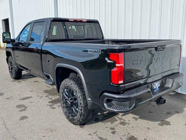Photo of 2025 Black Chevrolet Silverado 2500