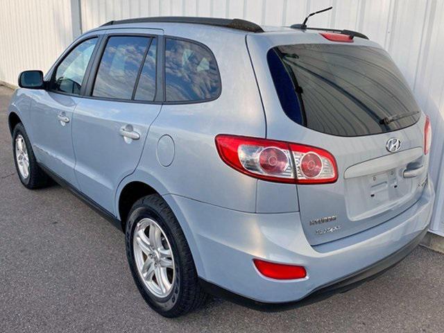 Photo of 2010 Blue Hyundai SANTA FE