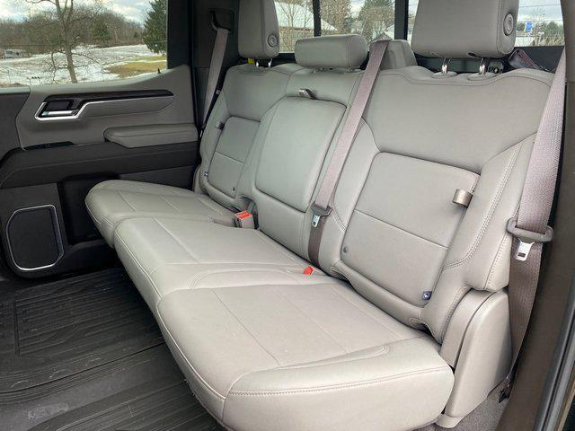 Photo of 2022 Onyx Black GMC Sierra 1500