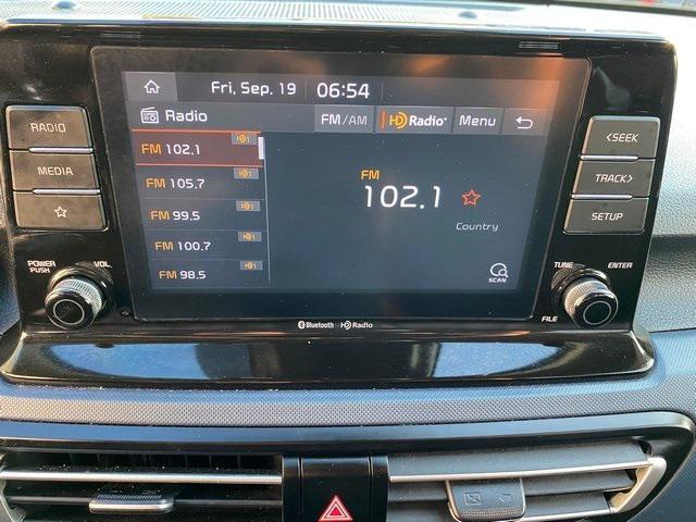 Photo of 2021 Cherry Black Kia Seltos