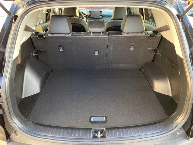 Photo of 2021 Cherry Black Kia Seltos