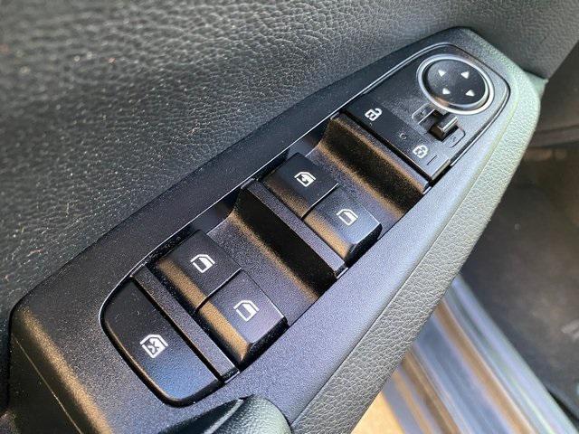 Photo of 2021 Cherry Black Kia Seltos