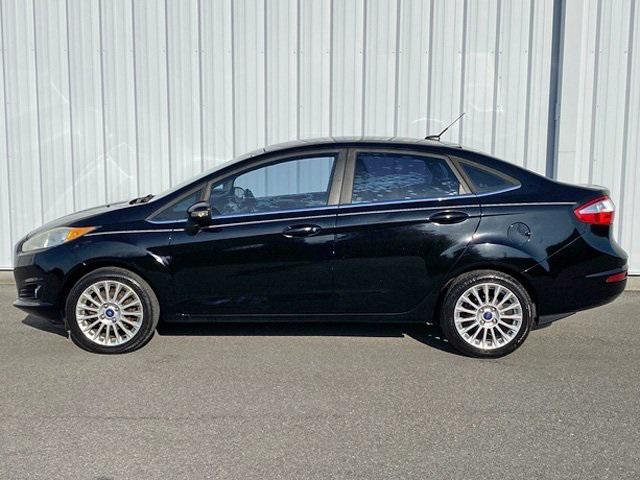 Photo of 2016 Shadow Black Ford Fiesta