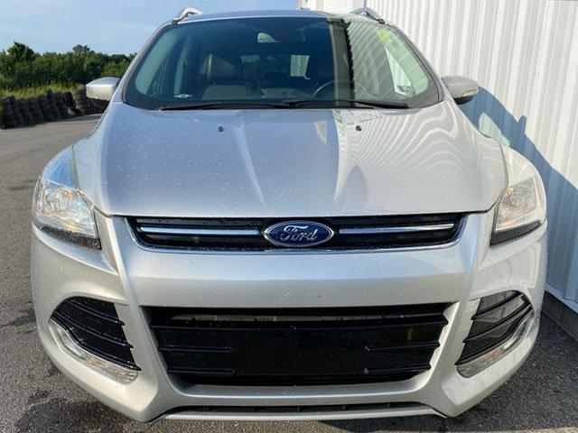 Photo of 2015 Ingot Silver Ford Escape
