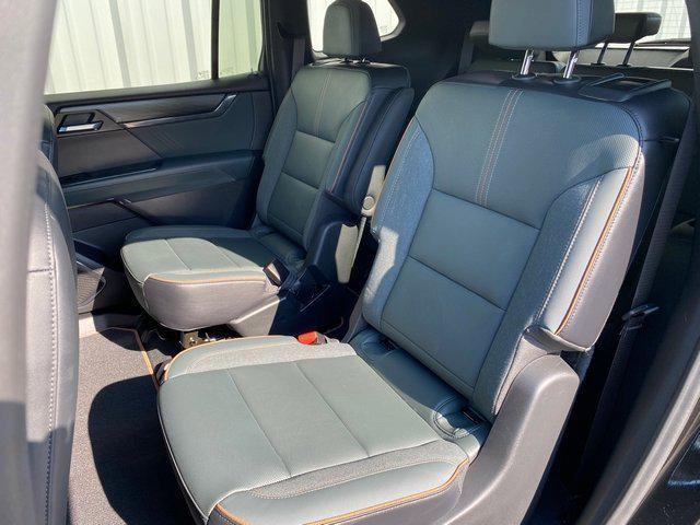 Photo of 2024 Ebony Twilight Metallic GMC Acadia