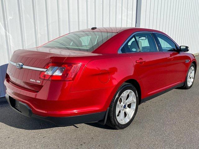 Photo of 2011 Red Ford Taurus
