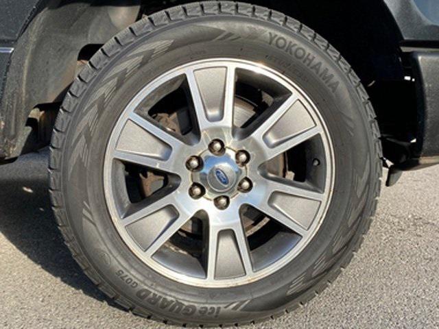 Photo of 2014 Tuxedo Black Metallic Ford F-150