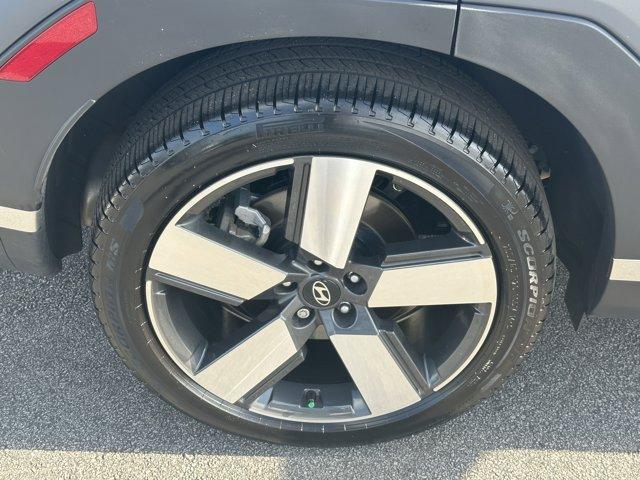 Photo of 2025 Gray Matte Hyundai SANTA FE HEV