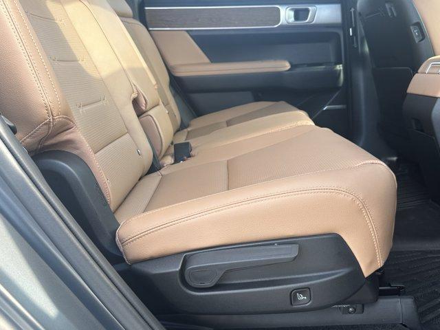 Photo of 2025 Gray Matte Hyundai SANTA FE HEV