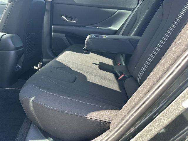 Photo of 2025 Amazon Gray Hyundai ELANTRA