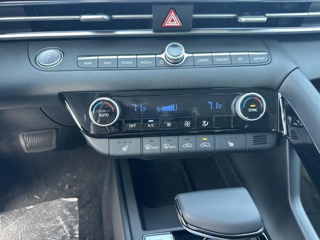 Photo of 2025 Amazon Gray Hyundai ELANTRA
