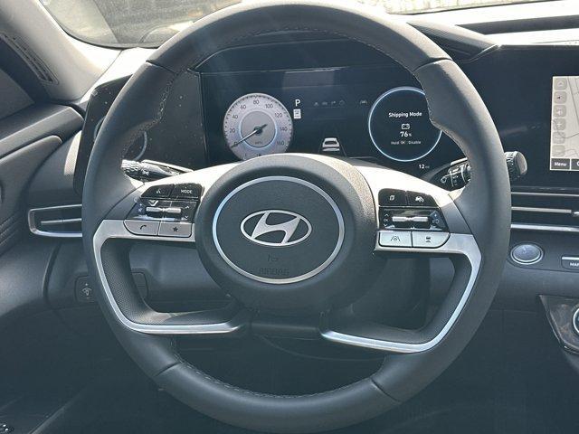 Photo of 2025 Amazon Gray Hyundai ELANTRA