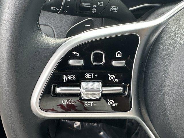 Photo of 2022 Black Mercedes-Benz GLC 300
