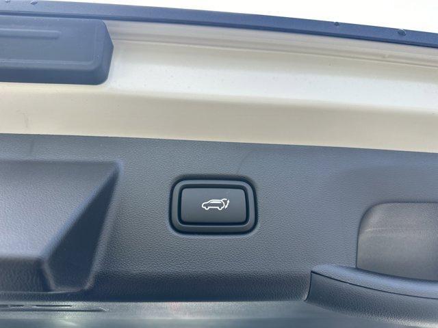 Photo of 2025 Serenity White Pearl Hyundai TUCSON