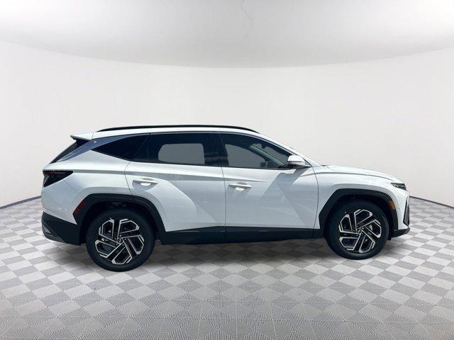 Photo of 2025 Serenity White Pearl Hyundai TUCSON