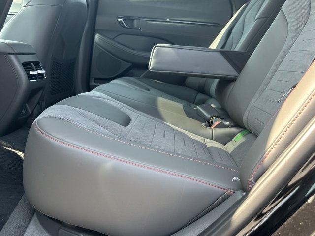 Photo of 2025 Black Hyundai SONATA