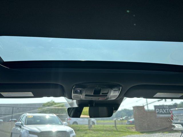 Photo of 2025 Black Hyundai SONATA