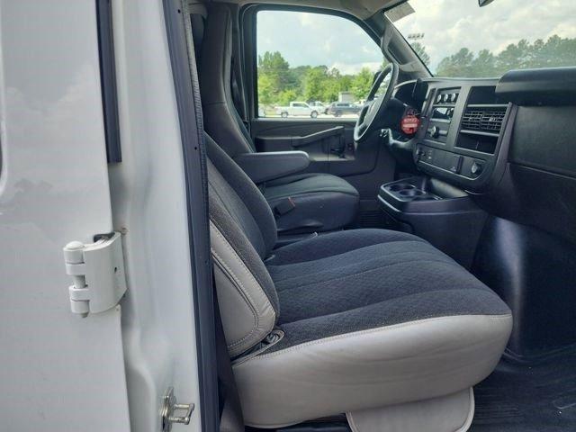 Photo of 2023 Summit White GMC Savana 2500