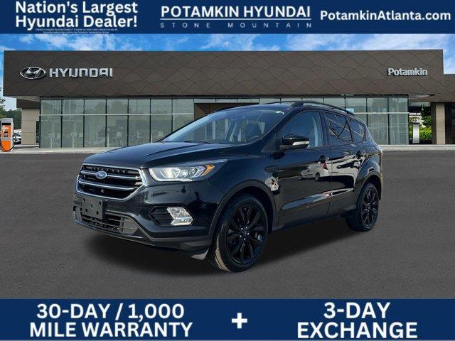 Photo of 2017 Shadow Black Ford Escape