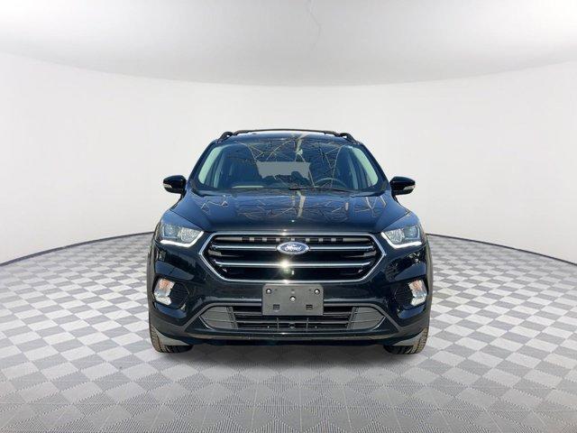 Photo of 2017 Shadow Black Ford Escape