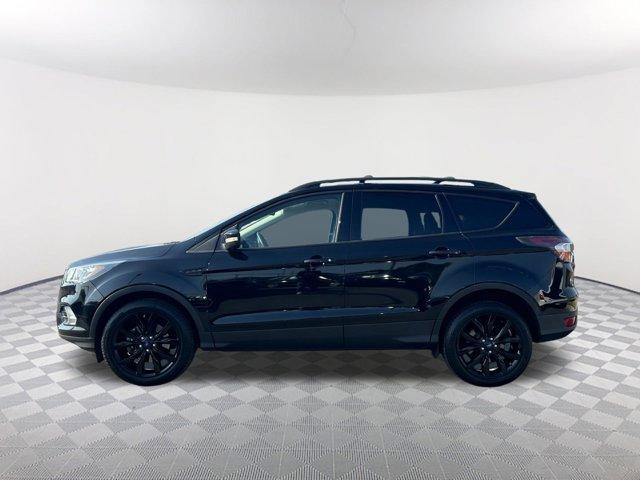 Photo of 2017 Shadow Black Ford Escape