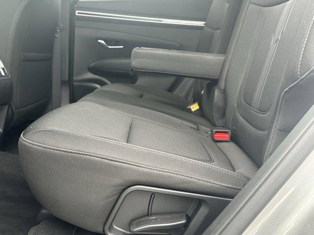 Photo of 2023 Shimmering Silver Hyundai TUCSON